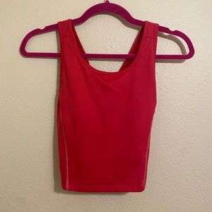 pink athletic tank top🎀